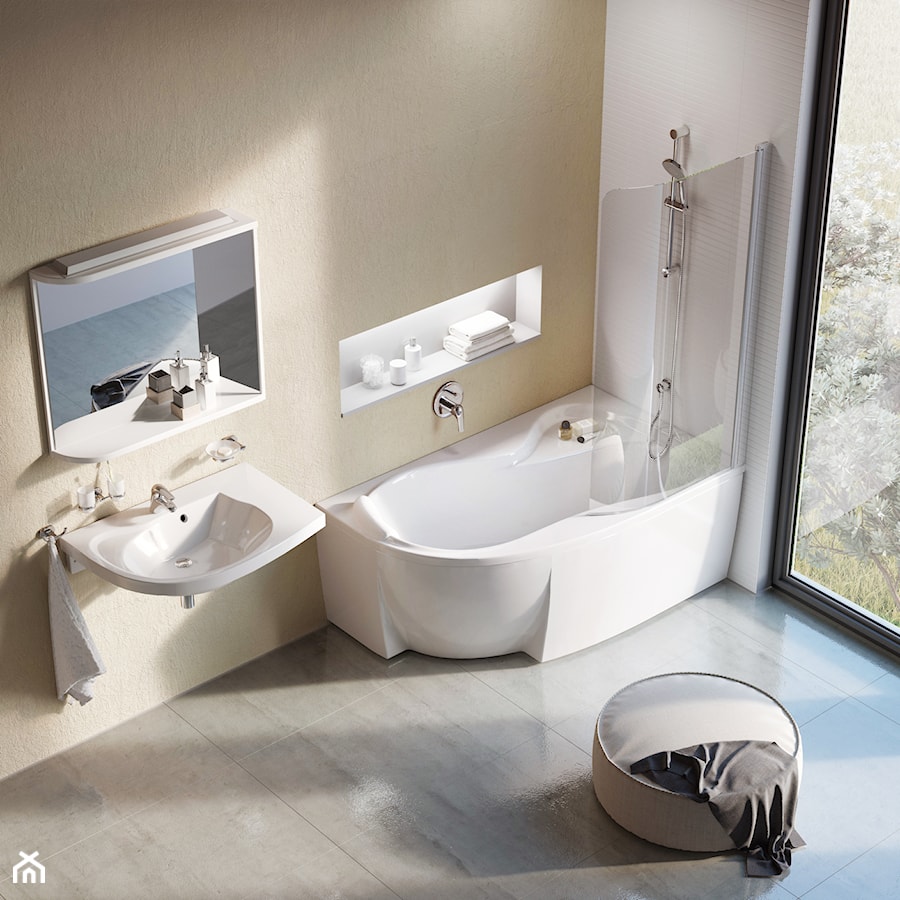Koncept Rosa - Średnia duża jako pokój kąpielowy łazienka z oknem - zdjęcie od RAVAK