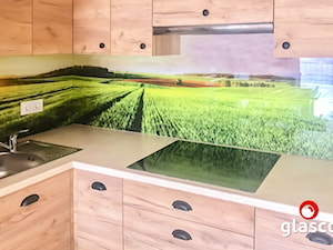 Glasco Liczy się EFEKT - Średnia z zabudowaną lodówką kuchnia w kształcie litery l - zdjęcie od Glasco