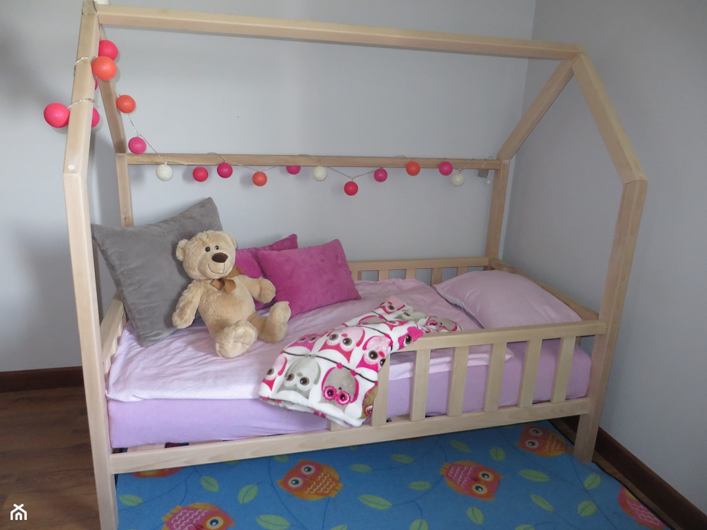 Meble dla dzieci - Łóżko domki - Mały biały pokój dziecka dla dziecka dla dziewczynki - zdjęcie od Art Wood - Homebook