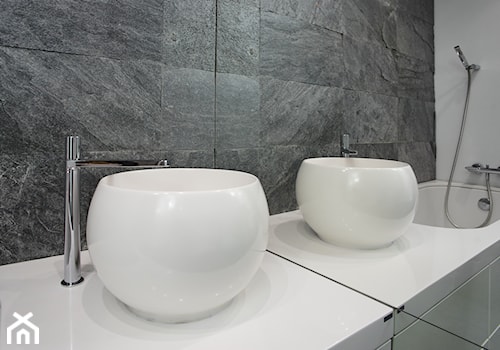 Minimalistyczna łazienka - zdjęcie od CREATOR ARCHITEKT