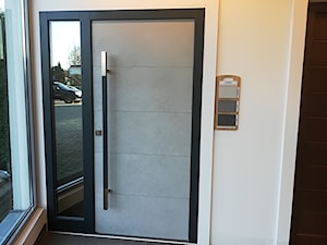 Drzwi zewnetrzne model Plus 11 z dostawką standardową - zdjęcie od PARMAX - producent ekskluzywnych drewnianych drzwi zewnętrznych