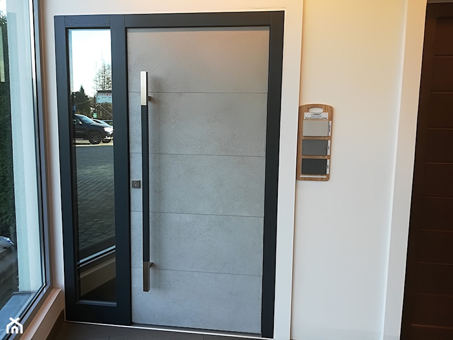Drzwi zewnetrzne model Plus 11 z dostawką standardową - zdjęcie od PARMAX - producent ekskluzywnych drewnianych drzwi zewnętrznych