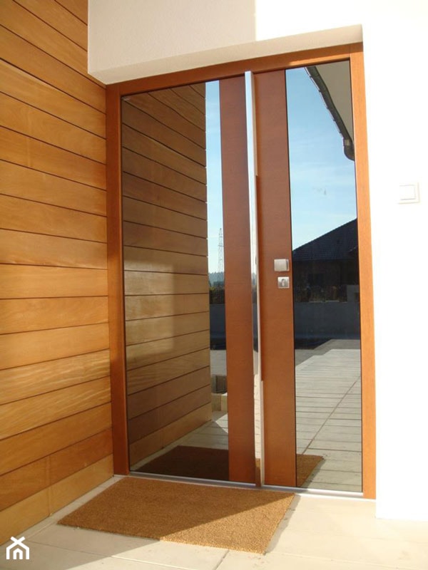 Realizacja projektu na nowoczesne drzwi zewnętrzne - zdjęcie od PARMAX - producent ekskluzywnych drewnianych drzwi zewnętrznych