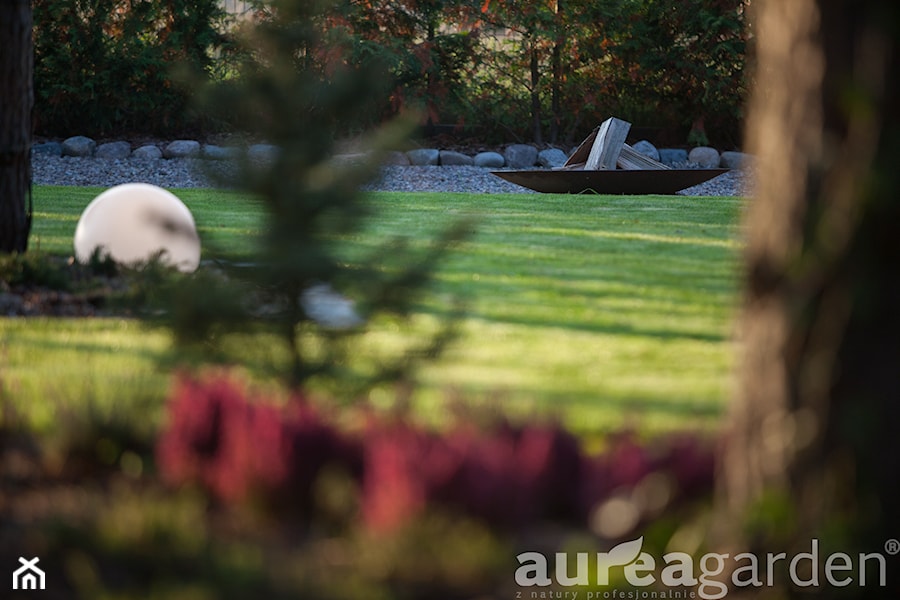 Nowoczesny ogród leśny - zdjęcie od Aurea Garden Dagmara Berent