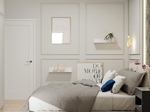 klasyczna sypialnia ze sztukaterią - zdjęcie od JUKA design Pracownia Wnętrz