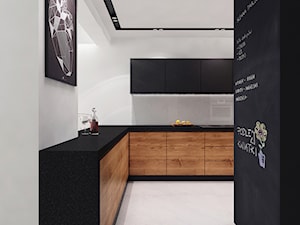 Projekt 10 - Średnia zamknięta z kamiennym blatem biała czarna z zabudowaną lodówką kuchnia w kształcie litery l, styl minimalistyczny - zdjęcie od PASS Architekci