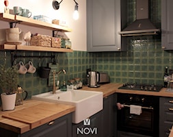 Rustykalna kuchnia w bloku - zdjęcie od NOVI projektowanie - Homebook