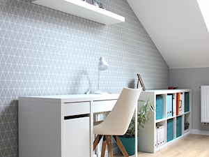 Adaptacja poddasza w Wąchocku - Średnie białe szare biuro, styl skandynawski - zdjęcie od NOVI projektowanie
