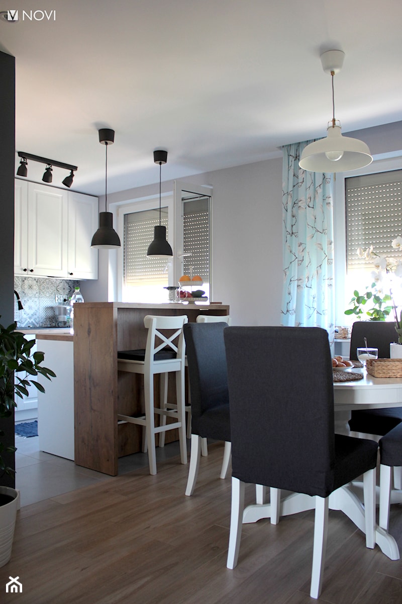 Mieszkanie w bloku z wielkiej płyty - Kuchnia, styl skandynawski - zdjęcie od NOVI projektowanie