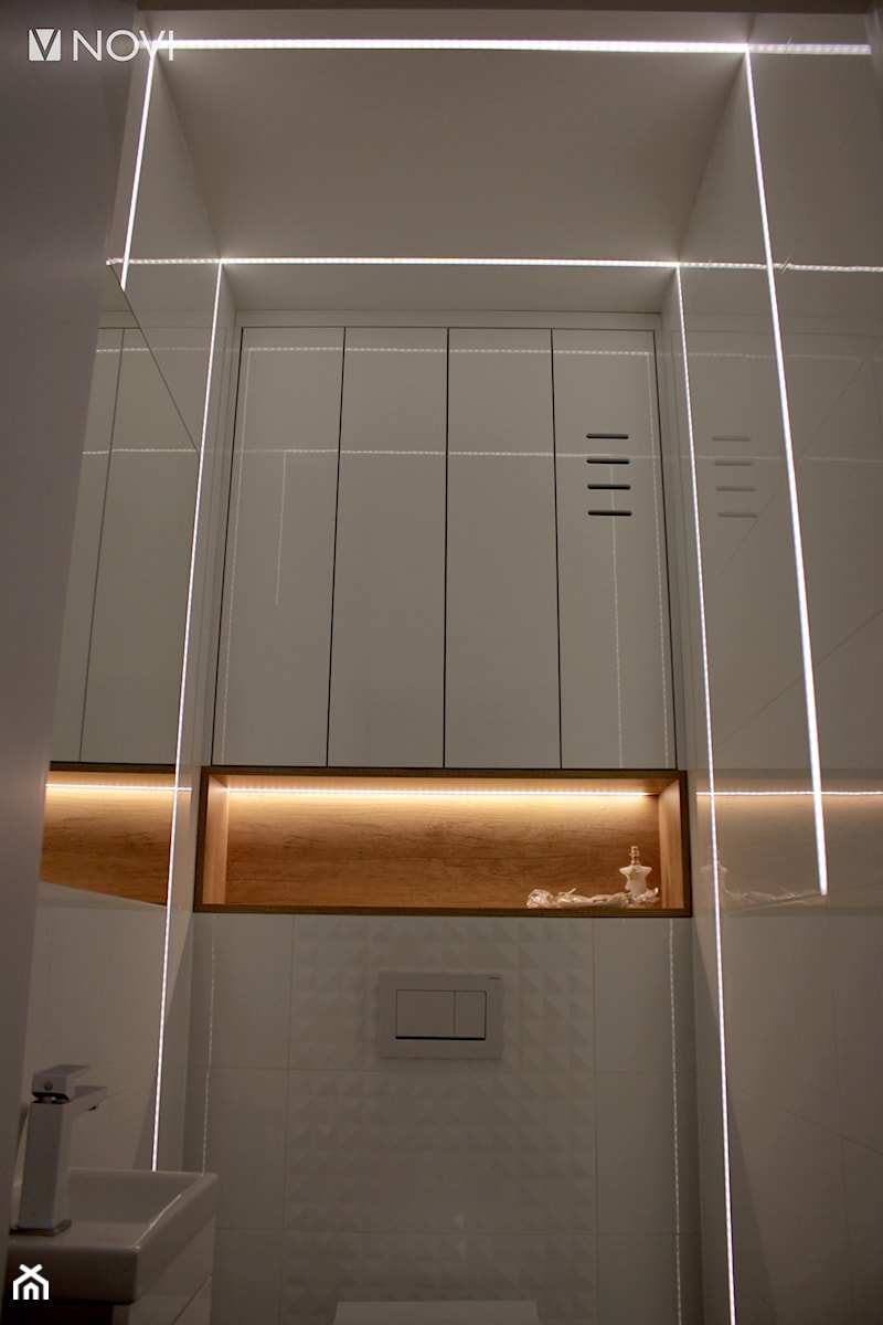 Toaleta z podświetleniem LED - zdjęcie od NOVI projektowanie