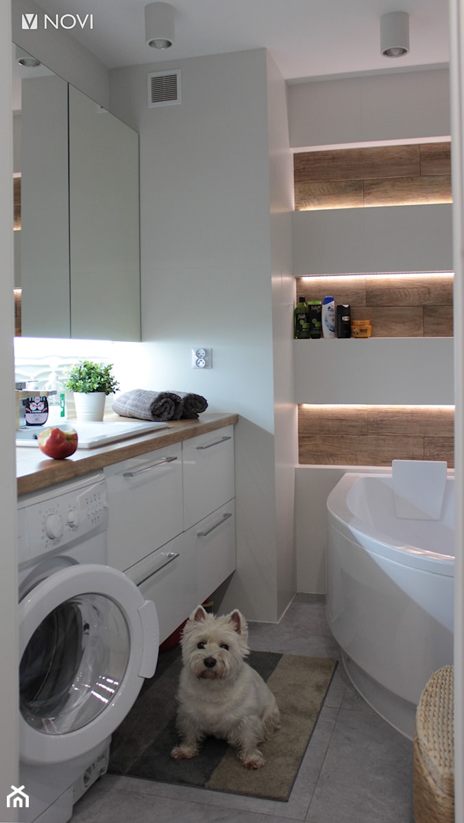 Biało drewniana łazienka - zdjęcie od NOVI projektowanie