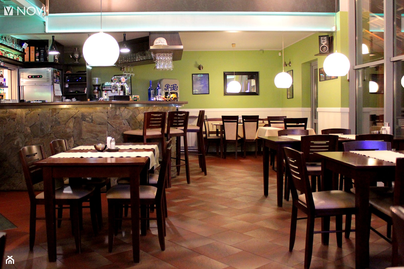 Pub-Pizzeria Cezar - zdjęcie od NOVI projektowanie - Homebook