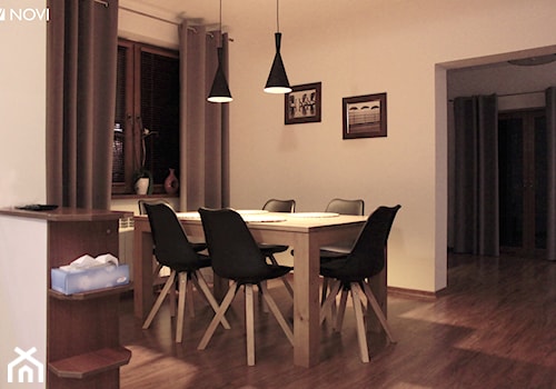 Klimatyczny salon z cegłą - Średnia beżowa jadalnia jako osobne pomieszczenie, styl nowoczesny - zdjęcie od NOVI projektowanie