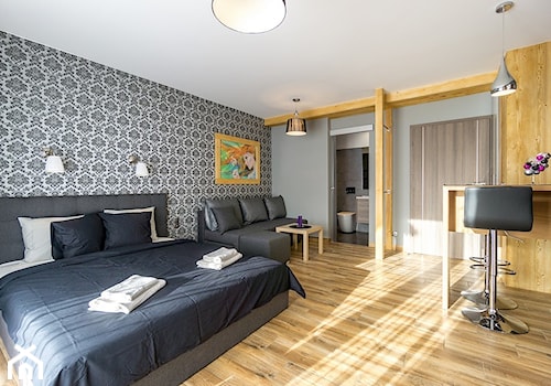 apartamenty w górach - Duża sypialnia z łazienką, styl nowoczesny - zdjęcie od Marta Witkowska-Kozera m Art studio projektowe