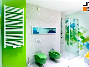 Realizacja kolorowej łazienki pomysł na kolorowe ściany w łazience - zdjęcie od jms STUDIO s.c.