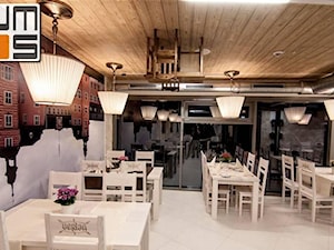 Aranżacja wnętrz restauracji w centrum sportowym w Niemczech