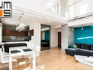 Wnętrze z kolorem turkusowym pomysł na wnętrze mieszkania dwupoziomowego - zdjęcie od jms STUDIO s.c.