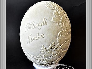 prezent z dedykacją - zdjęcie od Ażurowe pisanki rzeźbione - Egg art