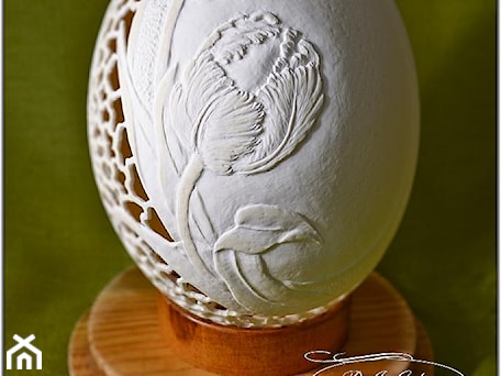 Aranżacje wnętrz - Salon: Strusie jajko rzeźbione - tulipany - Ażurowe pisanki rzeźbione - Egg art . Przeglądaj, dodawaj i zapisuj najlepsze zdjęcia, pomysły i inspiracje designerskie. W bazie mamy już prawie milion fotografii!