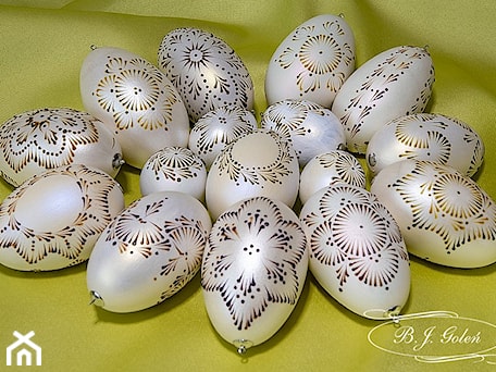 Aranżacje wnętrz - Salon: Pisanki tradycyjne - Ażurowe pisanki rzeźbione - Egg art . Przeglądaj, dodawaj i zapisuj najlepsze zdjęcia, pomysły i inspiracje designerskie. W bazie mamy już prawie milion fotografii!