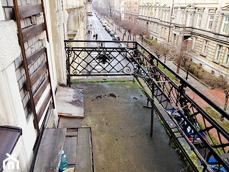 Aranżacje wnętrz - Taras: balkon - Decolatorium. Przeglądaj, dodawaj i zapisuj najlepsze zdjęcia, pomysły i inspiracje designerskie. W bazie mamy już prawie milion fotografii!