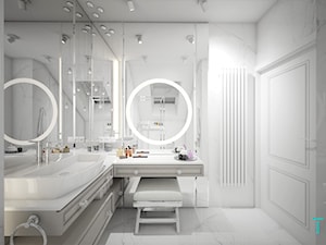 Classic beauty - Średnia na poddaszu z lustrem z marmurową podłogą łazienka z oknem, styl tradycyjny - zdjęcie od TEMA Architekci