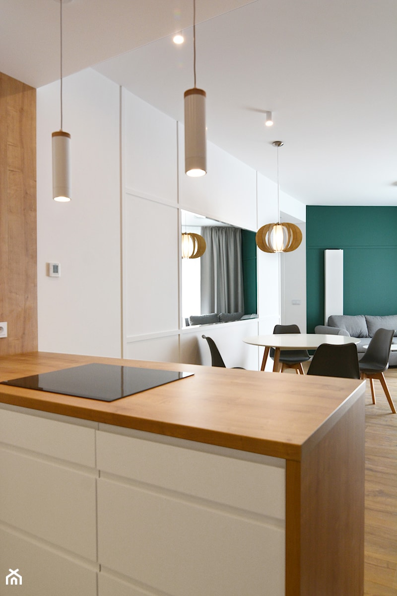 OVO WROCŁAW - Apartament Zielony - Średnia biała zielona jadalnia w salonie, styl nowoczesny - zdjęcie od ROOM STUDIO