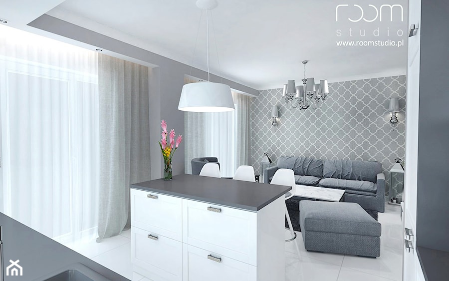 Mieszkanie z akcentami glamour - Mała biała szara jadalnia w salonie w kuchni, styl glamour - zdjęcie od ROOM STUDIO
