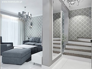 Mieszkanie z akcentami glamour - Średni szary hol / przedpokój, styl glamour - zdjęcie od ROOM STUDIO