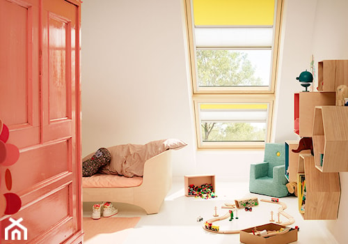Pokój dziecięcy na poddaszu - inspiracje VELUX - Średni beżowy pokój dziecka dla dziecka dla chłopca - zdjęcie od VELUX