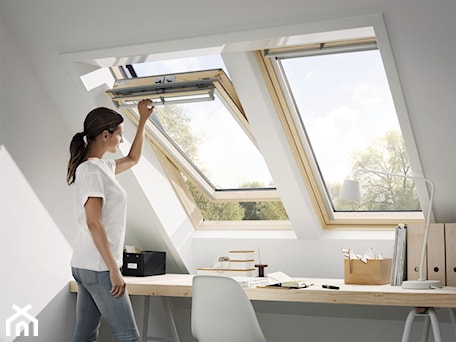 Aranżacje wnętrz - Biuro: Poddasze - Inspiracje VELUX - Biuro - VELUX. Przeglądaj, dodawaj i zapisuj najlepsze zdjęcia, pomysły i inspiracje designerskie. W bazie mamy już prawie milion fotografii!