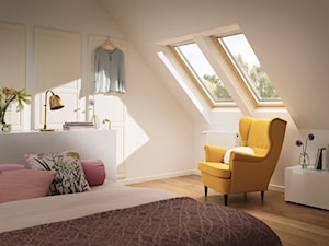 Poddasze - Inspiracje VELUX - Średnia biała sypialnia na poddaszu - zdjęcie od VELUX