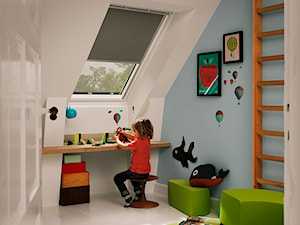 Pokój dziecięcy na poddaszu - inspiracje VELUX - Średni biały niebieski pokój dziecka dla dziecka dl ... - zdjęcie od VELUX