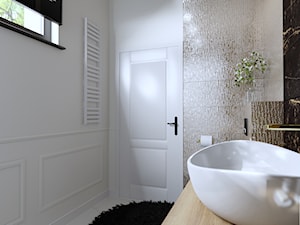 Łazienka - Średnia z lustrem z marmurową podłogą łazienka z oknem, styl glamour - zdjęcie od Happy Home