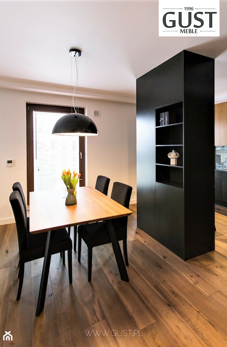 Apartament na Solcu - Mała biała jadalnia w kuchni, styl nowoczesny - zdjęcie od GUST MEBLE