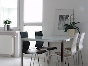 SIERPINSKIEGO - Średnia biała jadalnia w salonie, styl minimalistyczny - zdjęcie od Małgorzata Gilarska Architekt