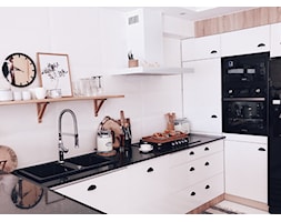 DOMEK ZA LASEM: okap Nidaro 90 White w kuchni projektu @domekzalasem