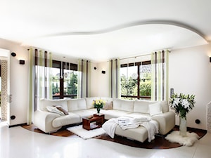 SALON - Średni biały salon, styl tradycyjny - zdjęcie od DagmaraAnna