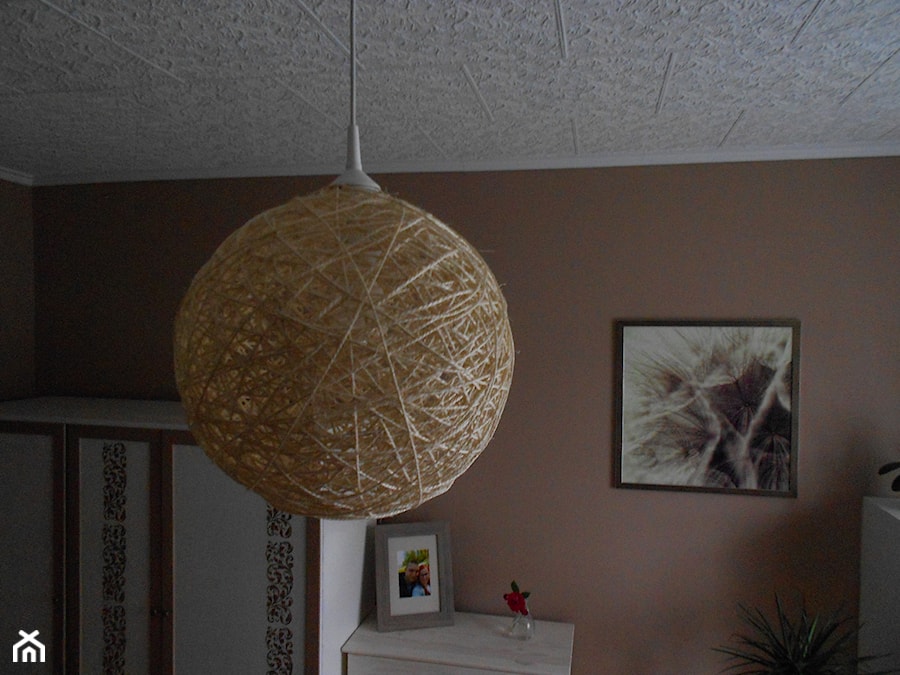 Lampa ręcznie robiona ze sznurka - zdjęcie od Karolina Białas 2