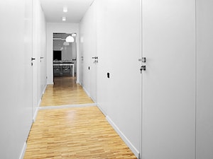 Mieszkanie Tysiąclecia - Hol / przedpokój, styl minimalistyczny - zdjęcie od BRO.KAT