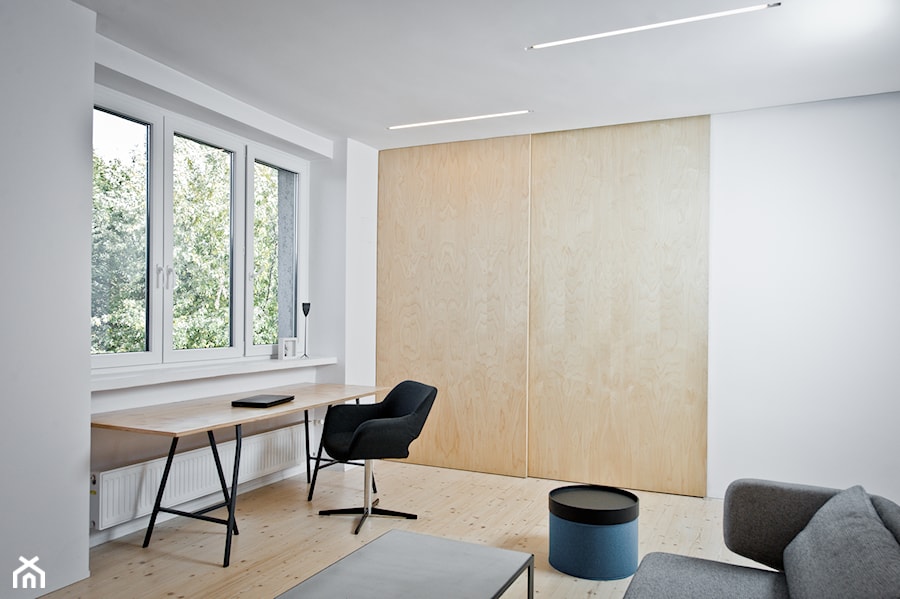 mieszkanie CMYK - Mały biały salon, styl minimalistyczny - zdjęcie od BRO.KAT