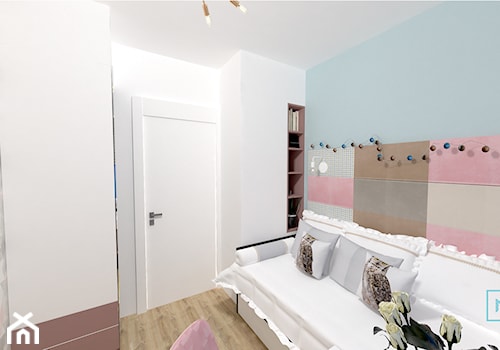 Małe M rodzinne meszkanie w musztardowym kolorze - Mały biały szary pokój dziecka dla dziecka dla nastolatka dla dziewczynki, styl skandynawski - zdjęcie od MdoKwadratu