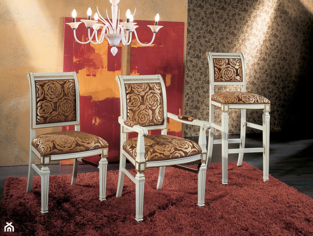 Krzesła do kuchni w stylu angielskim - zdjęcie od Green Valley Meble Premium - Homebook