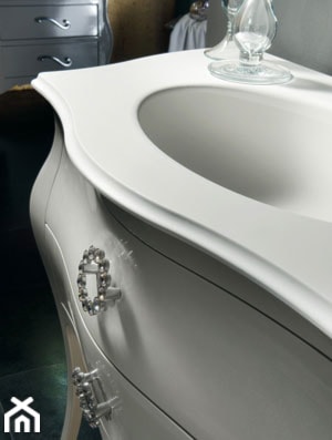 Komoda łazienkowa glamour - zdjęcie od Green Valley Meble Premium - Homebook