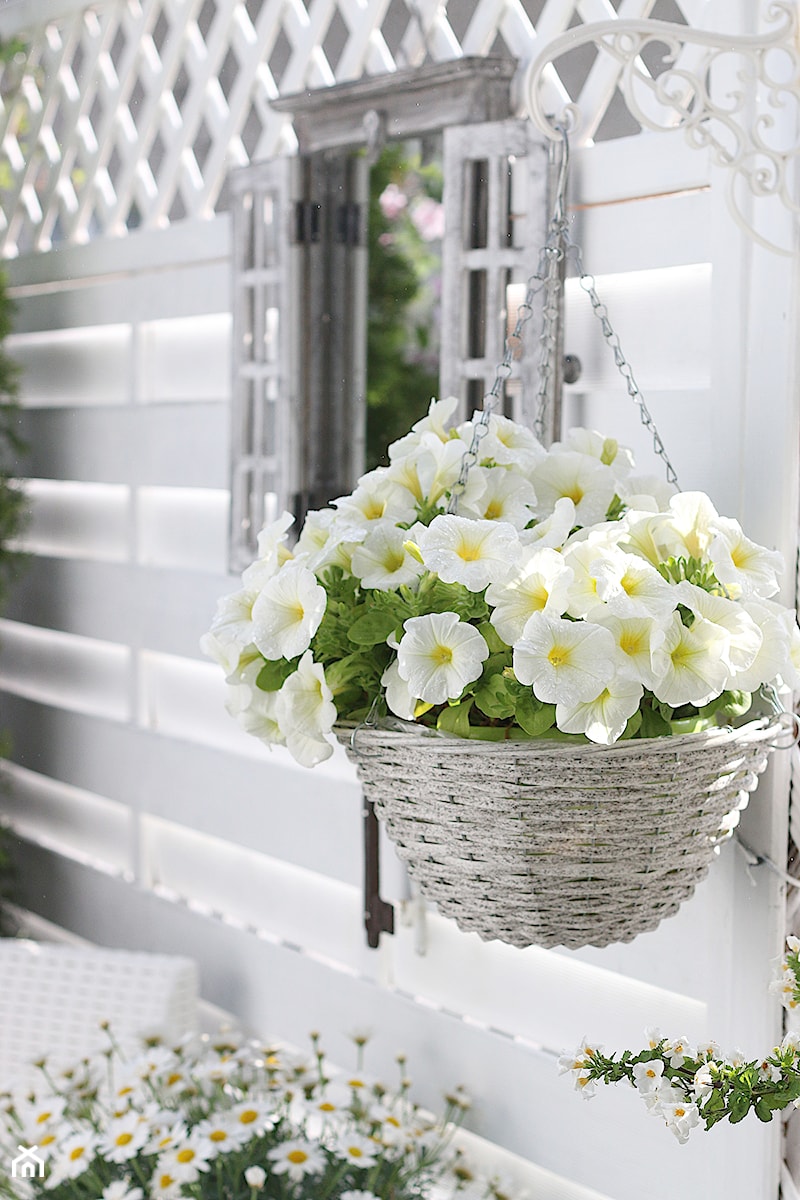 Balkon - Salon, styl skandynawski - zdjęcie od Joanna Bryk - My little white home