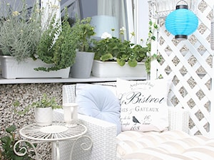 Balkon - Salon, styl skandynawski - zdjęcie od Joanna Bryk - My little white home