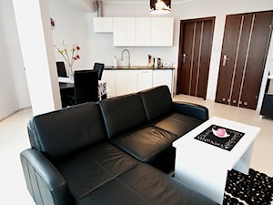 Apartament nad morzem 2 - Salon, styl nowoczesny - zdjęcie od I&E DESIGN