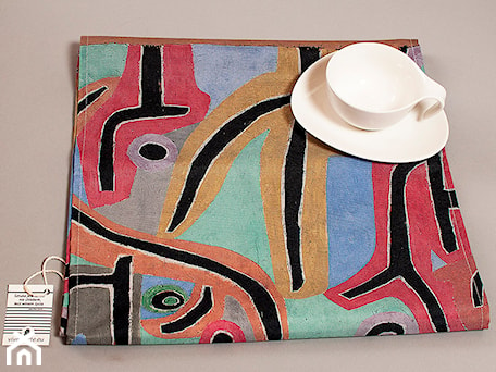 Aranżacje wnętrz - Jadalnia: Bieżnik na stół z fragmentem obrazu Paula Klee - Viva l'arte . Przeglądaj, dodawaj i zapisuj najlepsze zdjęcia, pomysły i inspiracje designerskie. W bazie mamy już prawie milion fotografii!