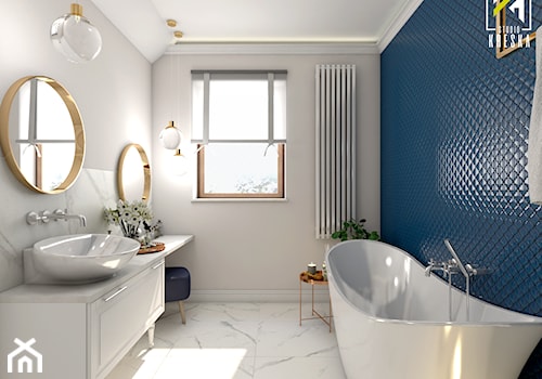 Niebieski dom w Smardzowie - Średnia jako pokój kąpielowy łazienka z oknem, styl tradycyjny - zdjęcie od kreska.studio