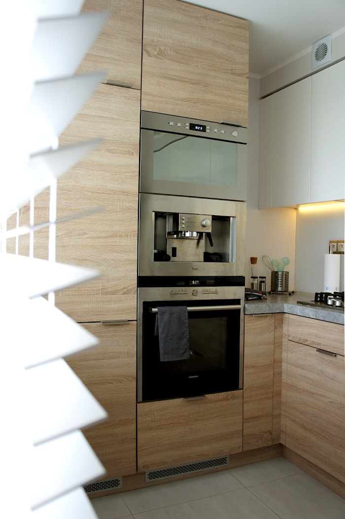mieszkanie w wielkiej płycie- kuchnia - Kuchnia, styl nowoczesny - zdjęcie od abostudio - Homebook
